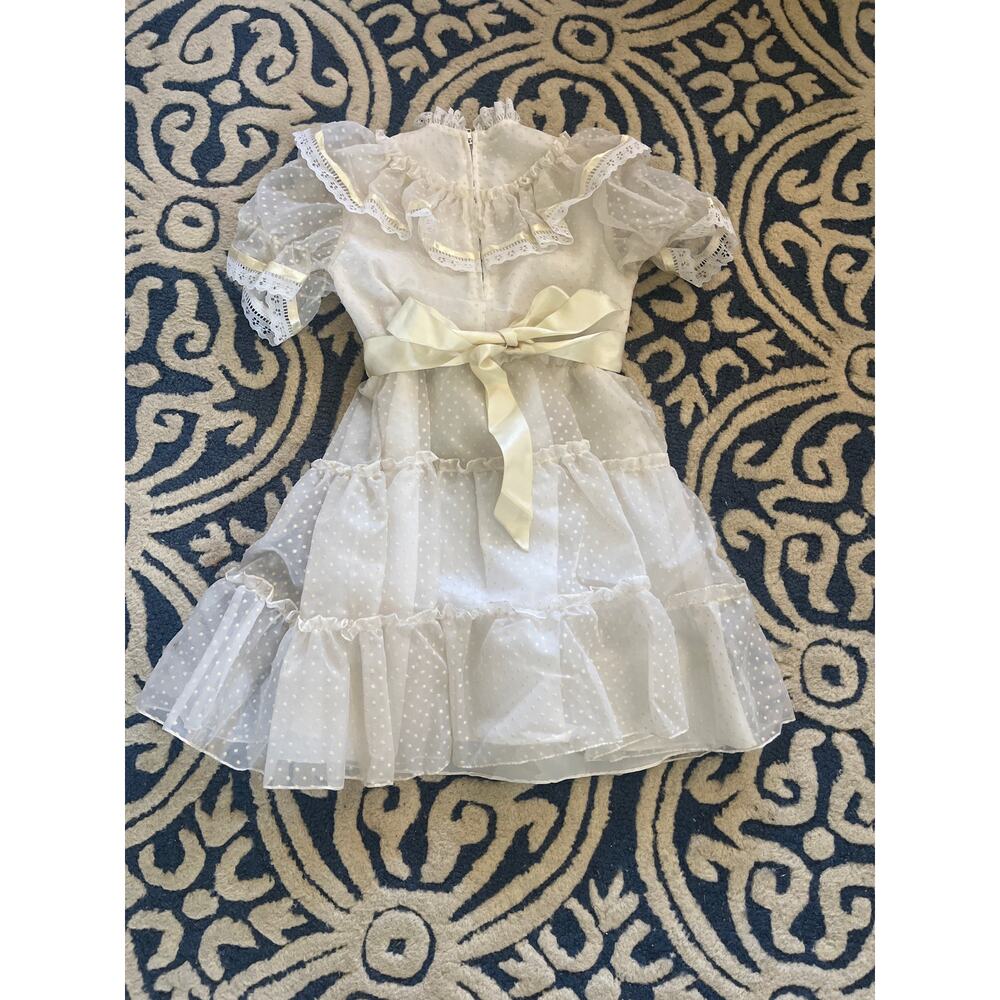 Vintage First Communion Easter White Short Sleeve Lace Dress with Veil - Picture 7 of 12